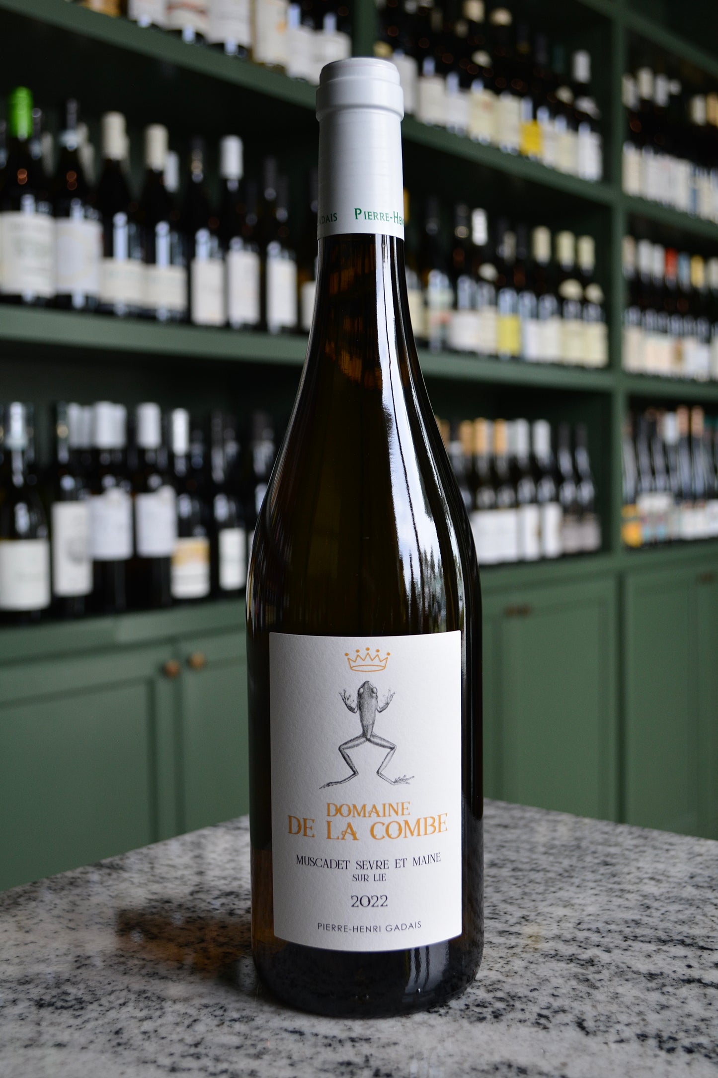Domaine de la Combe Muscadet Sevre et Maine Sur Lie (2022) Loire Valley, France