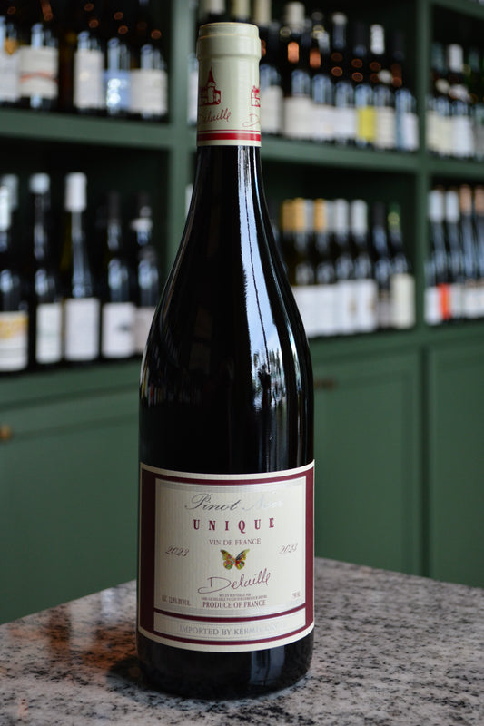 Domaine du Salvard Unique Pinot Noir (2023) Loire Valley, France