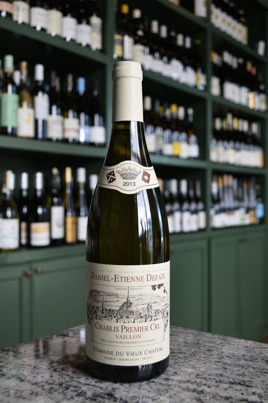 Daniel Etienne Defaix Chablis 1er Cru Vaillons (2013) Burgundy, France